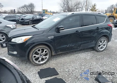 2016 Ford Escape Titanium из США, поврежденный, VIN 1FMCU9J97GUA87106